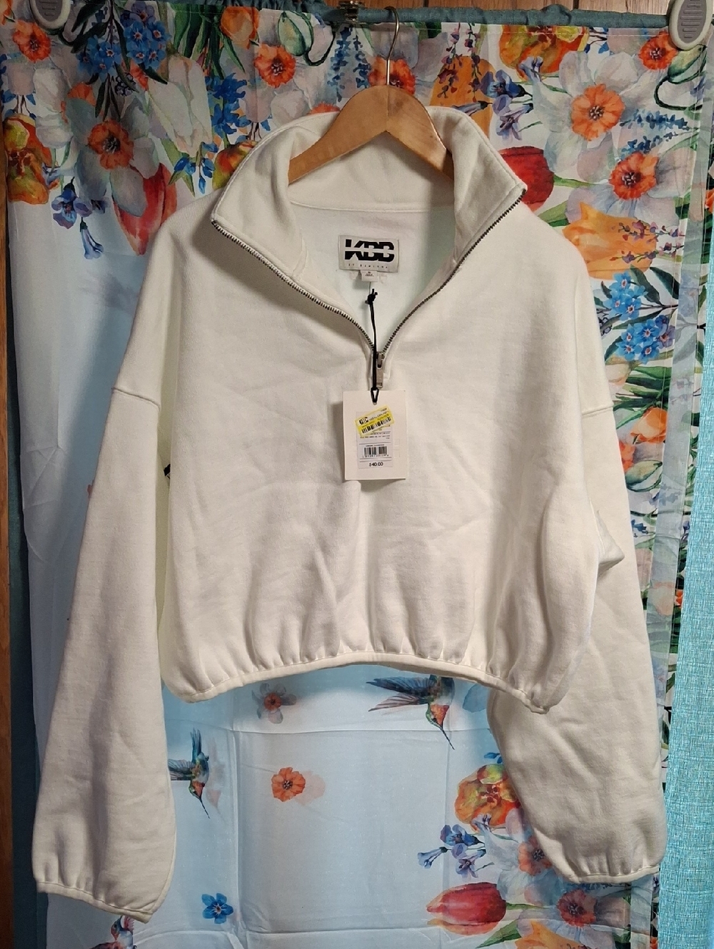 KBB White Half-Zip Cropped Sweatshirt Size Small